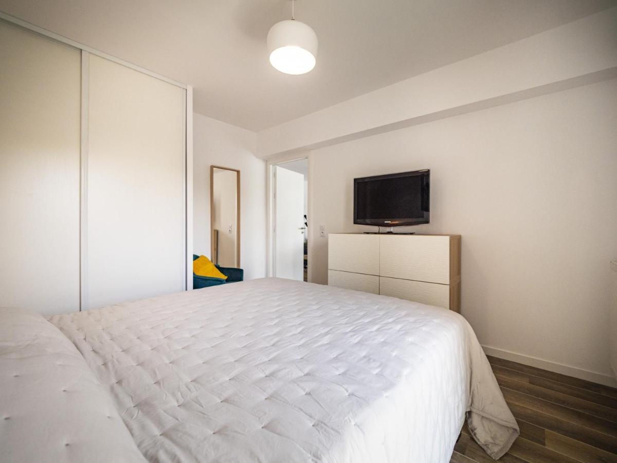 Appartement 4* Au Coeur De St-Jean-De-Luz Avec Terrasse Et Parking, A 5 Min De La Plage - Fr-1-239-522 Saint-Jean-de-Luz Exteriör bild