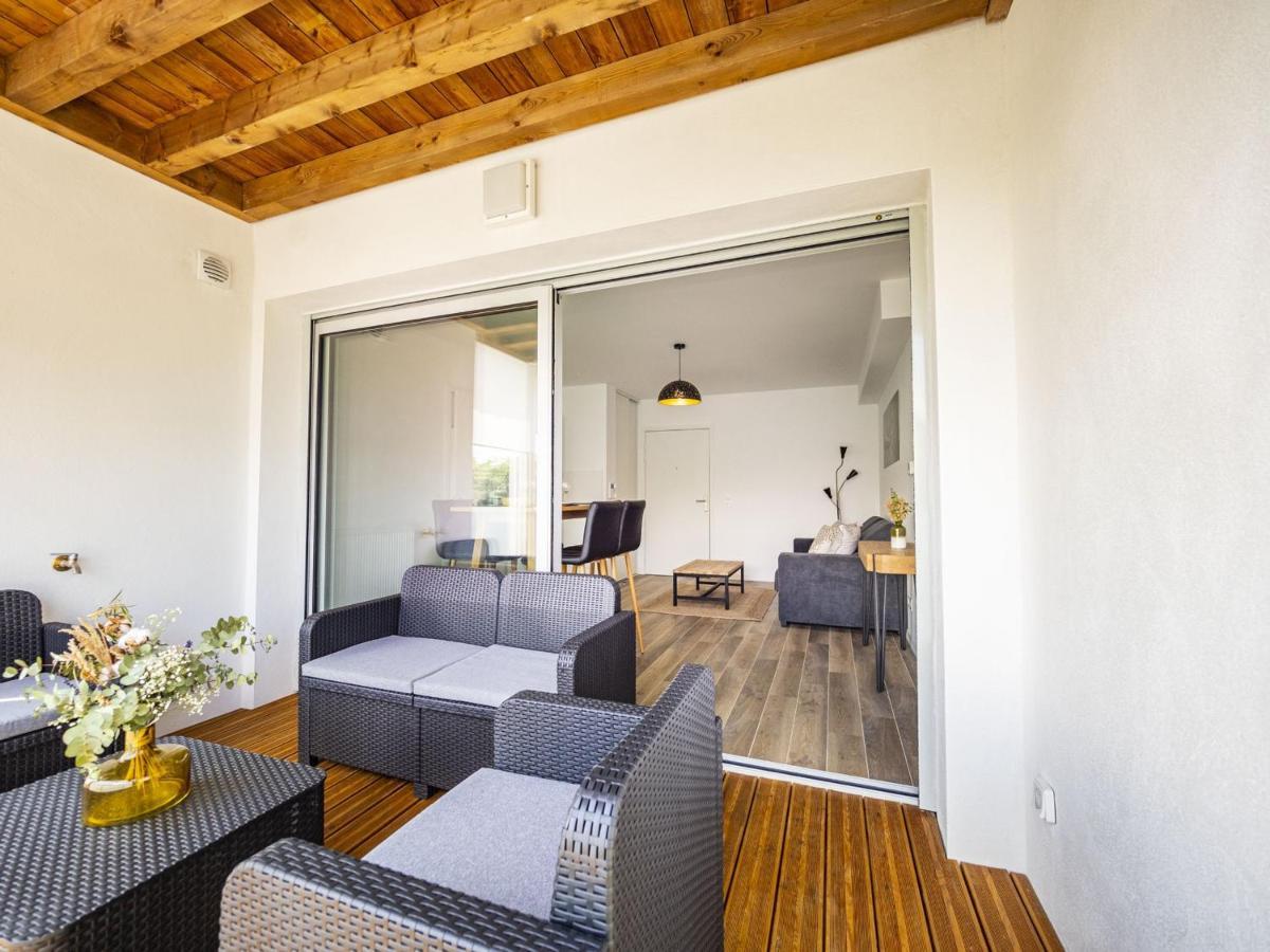 Appartement 4* Au Coeur De St-Jean-De-Luz Avec Terrasse Et Parking, A 5 Min De La Plage - Fr-1-239-522 Saint-Jean-de-Luz Exteriör bild
